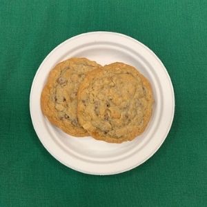 geraldines-oatmeal-chocolate-chip-cookie